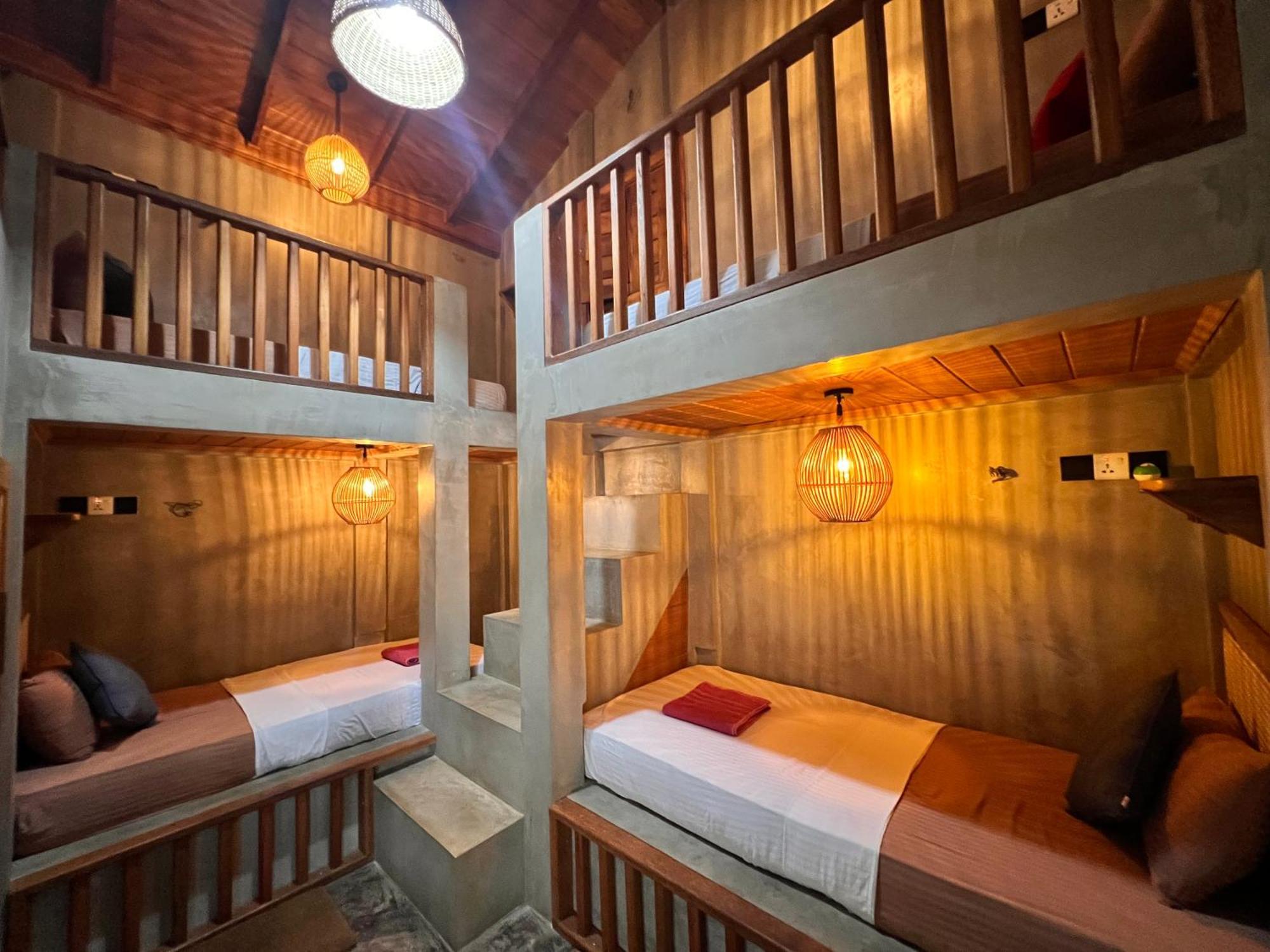 Roy'S Villa Сигирия Экстерьер фото